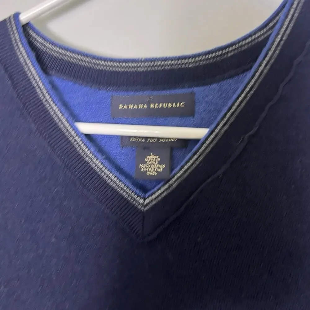 Banana Republic Men's Extra Fine Merino Wool Sweater V Neck Navy Blue Sz L